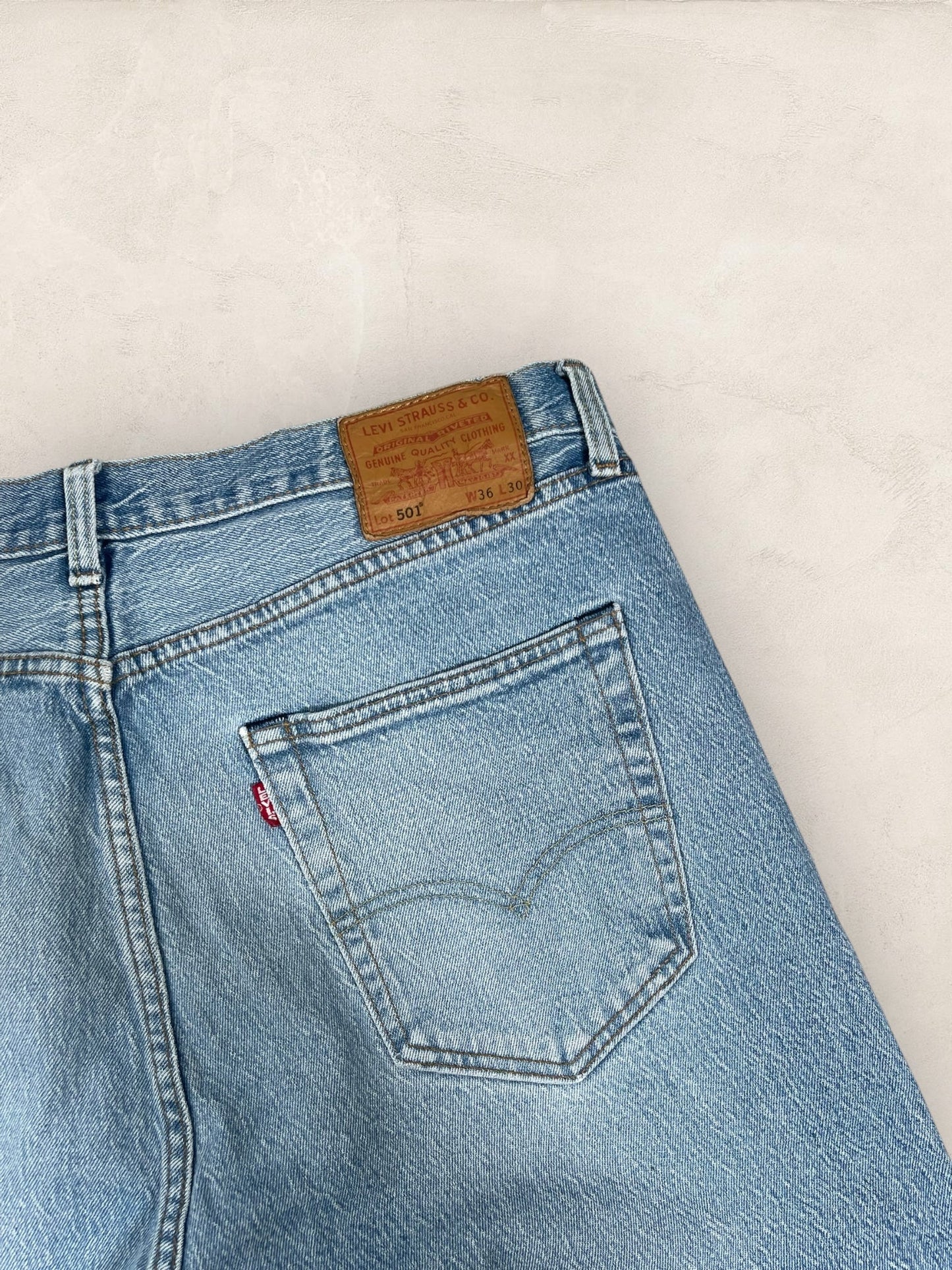 Jean Homme Levi's 501 Bleu W36 L30 Ref:3009 - Bleu - W36 L30 - amifrip - Friperie en ligne et vêtements vintage
