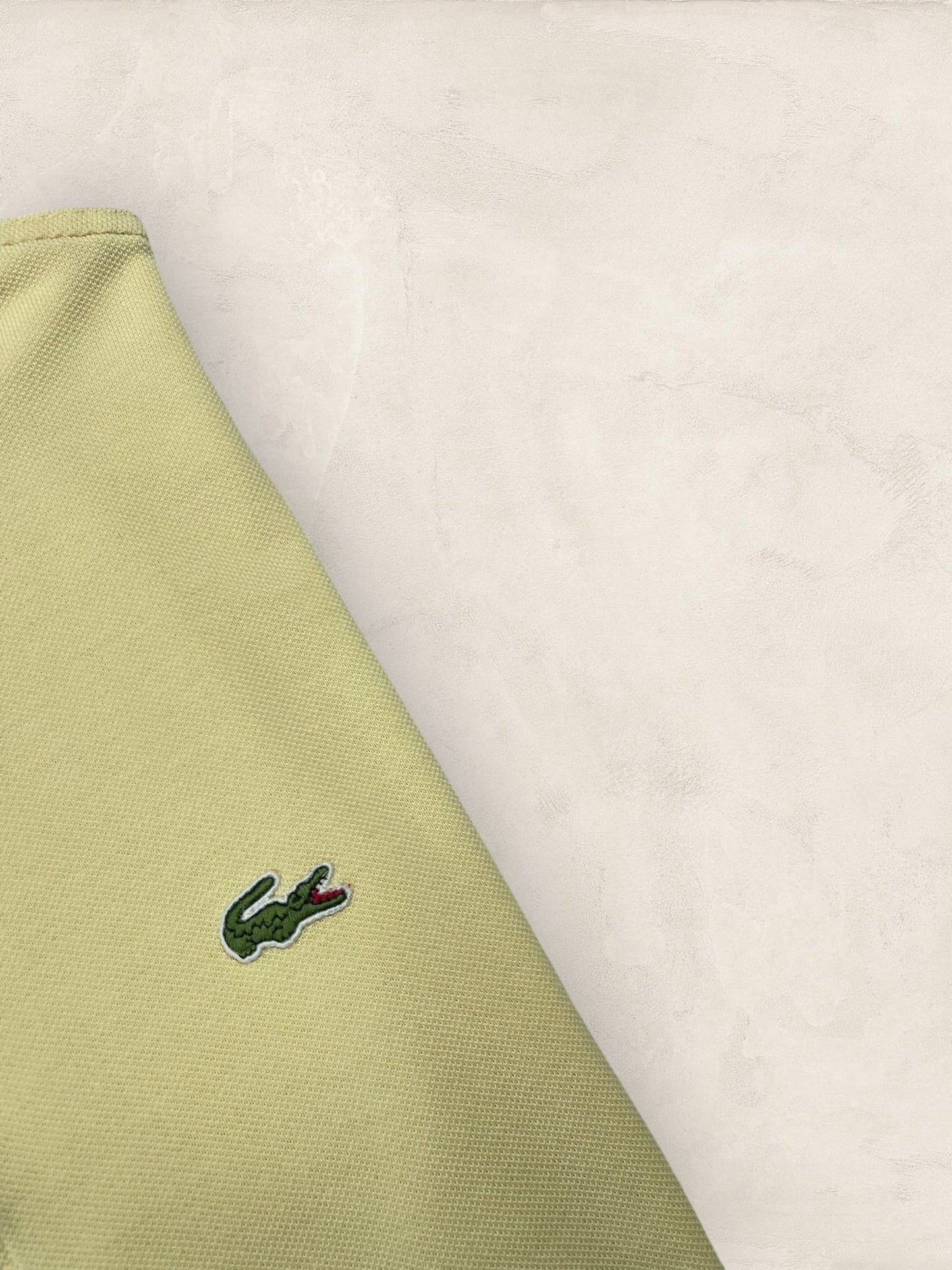 Polo Lacoste homme Ref: 2672 - JAUNE - L - amifrip - Friperie en ligne et vêtements vintage