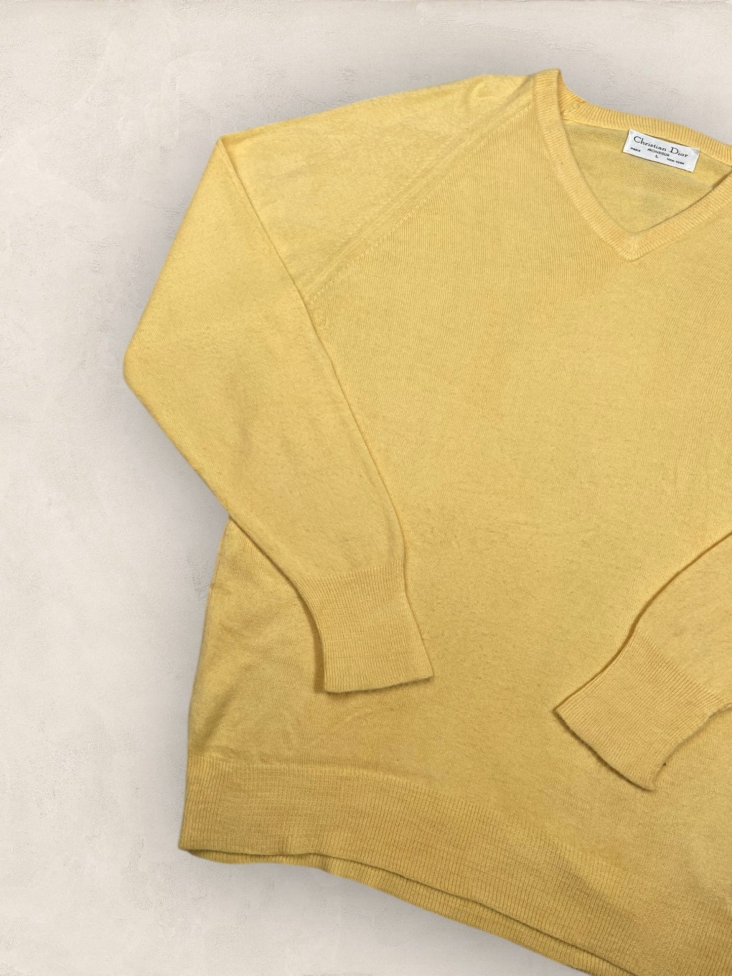 Pull Christian Dior Ref: 2550 - JAUNE - L - amifrip - Friperie en ligne et vêtements vintage