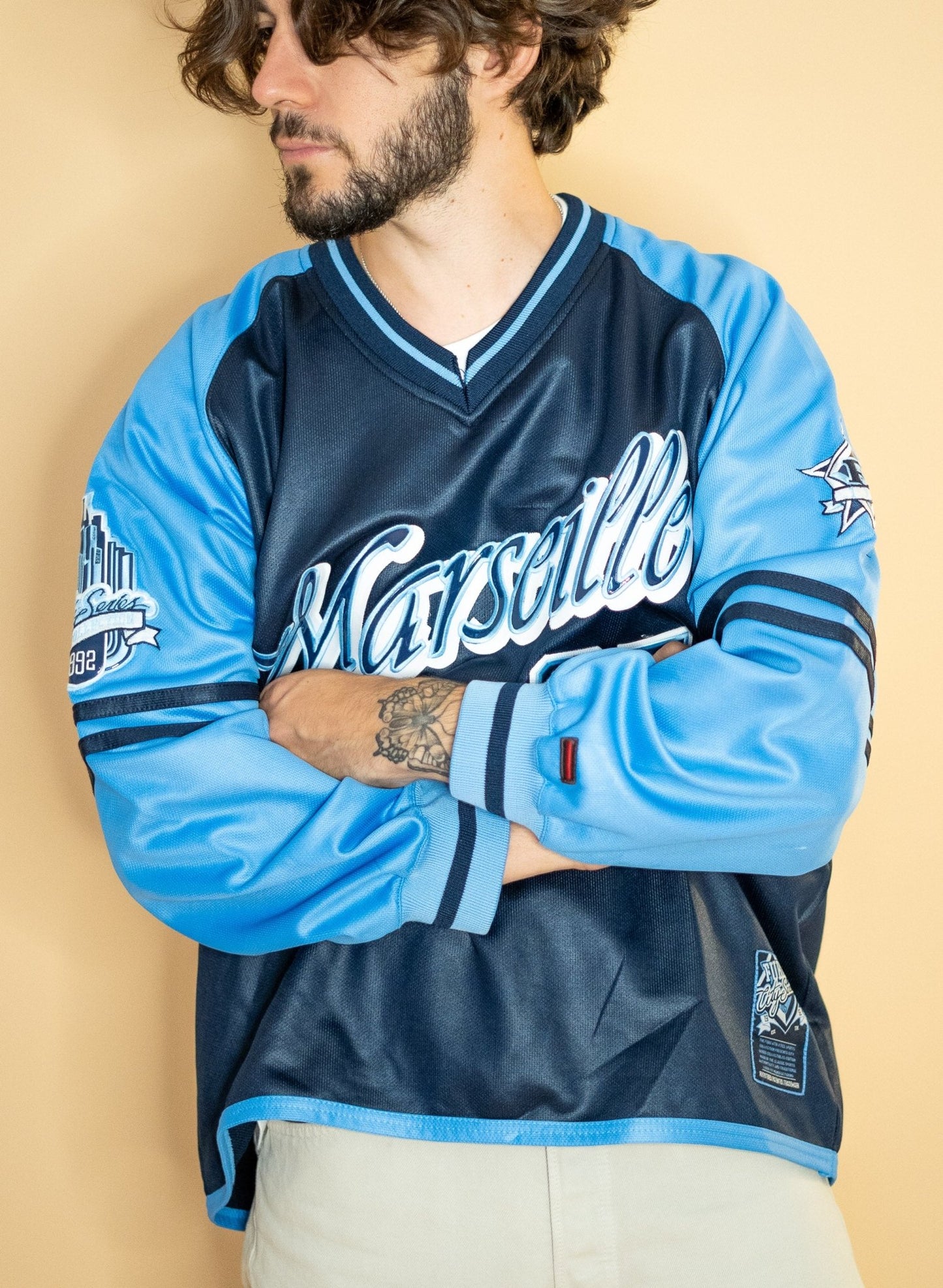 Sweat Fubu "Marseille" Vintage 1189 - S - BLEU - amifrip - Friperie en ligne et vêtements vintage