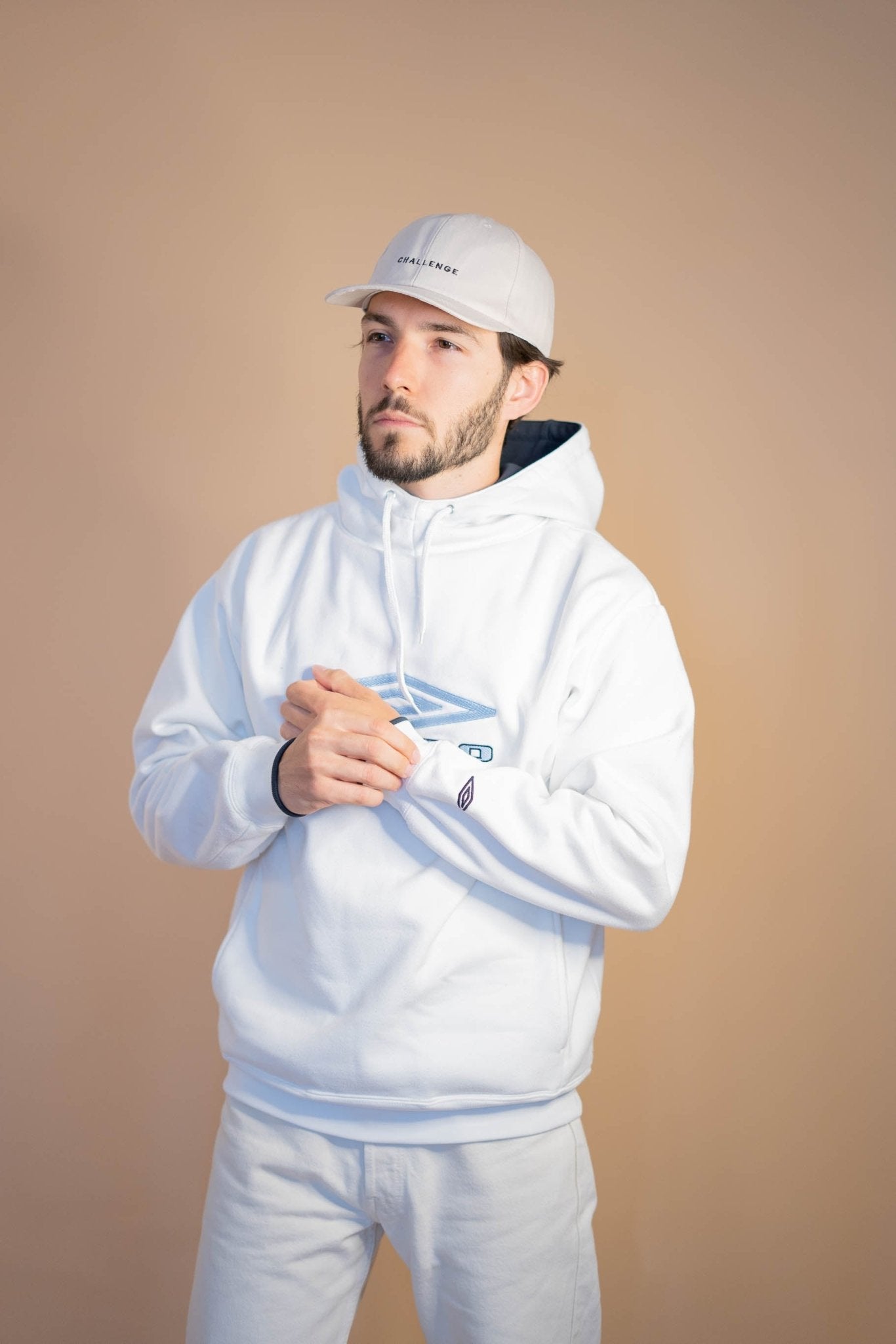 Sweat Umbro Homme Retro 820 - S - BLANC - amifrip - Friperie en ligne et vêtements vintage