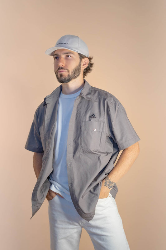 Chemise Adidas Manches Courtes Homme 667 - GRIS - L - amifrip - Friperie en ligne et vêtements vintage