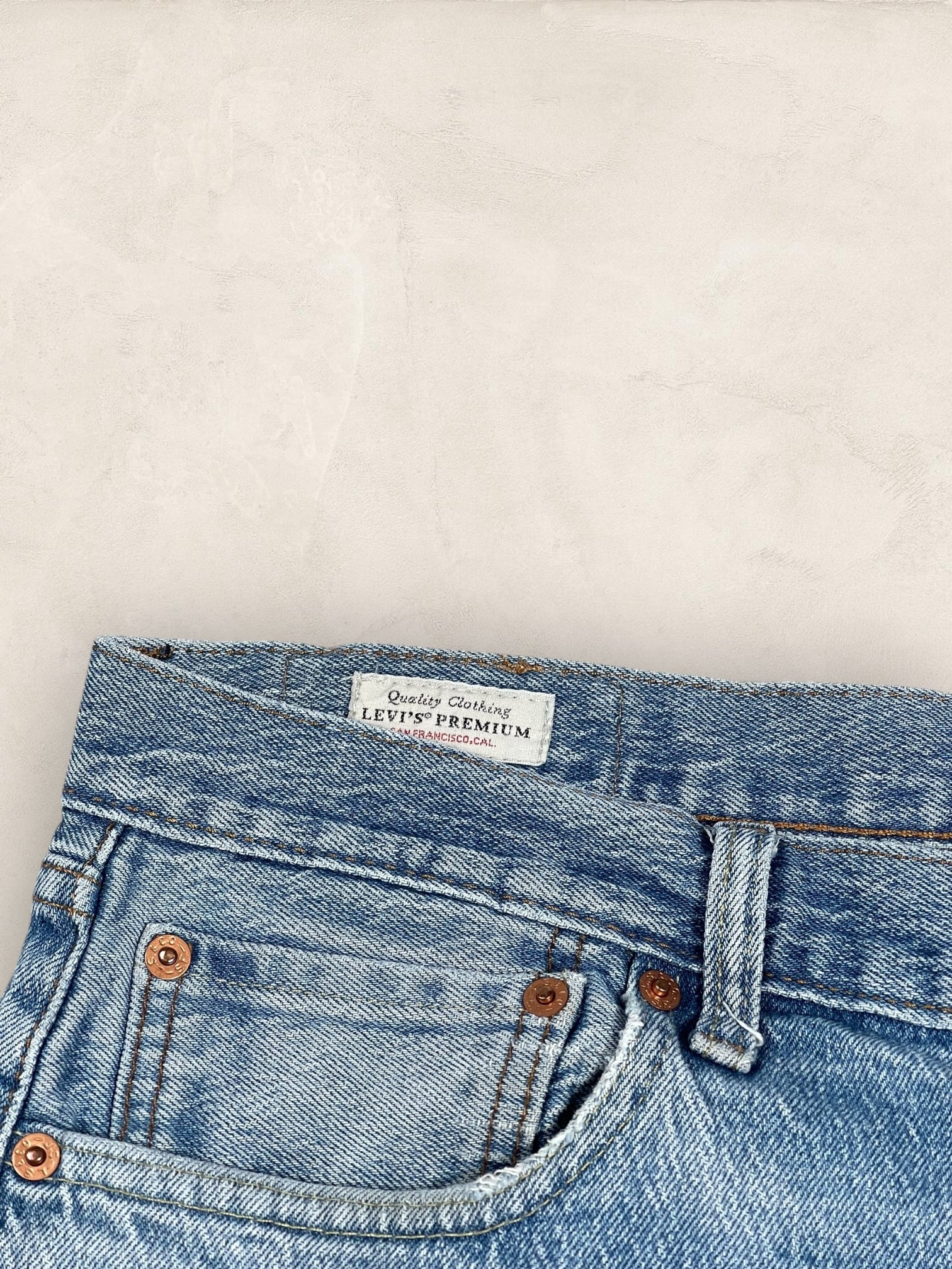 Jean Homme Levi's 501 Bleu W36 L30 Ref:3009 - Bleu - W36 L30 - amifrip - Friperie en ligne et vêtements vintage