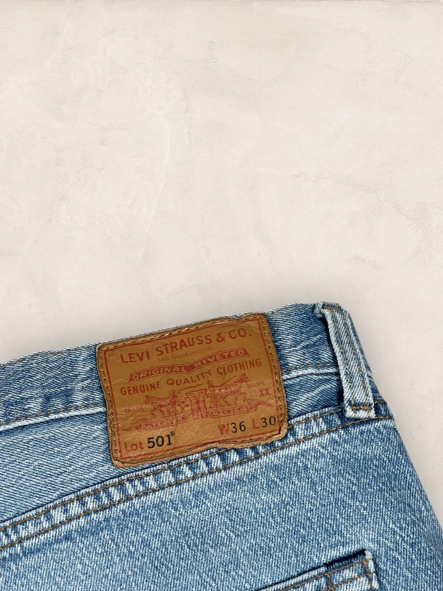 Jean Homme Levi's 501 Bleu W36 L30 Ref:3009 - Bleu - W36 L30 - amifrip - Friperie en ligne et vêtements vintage