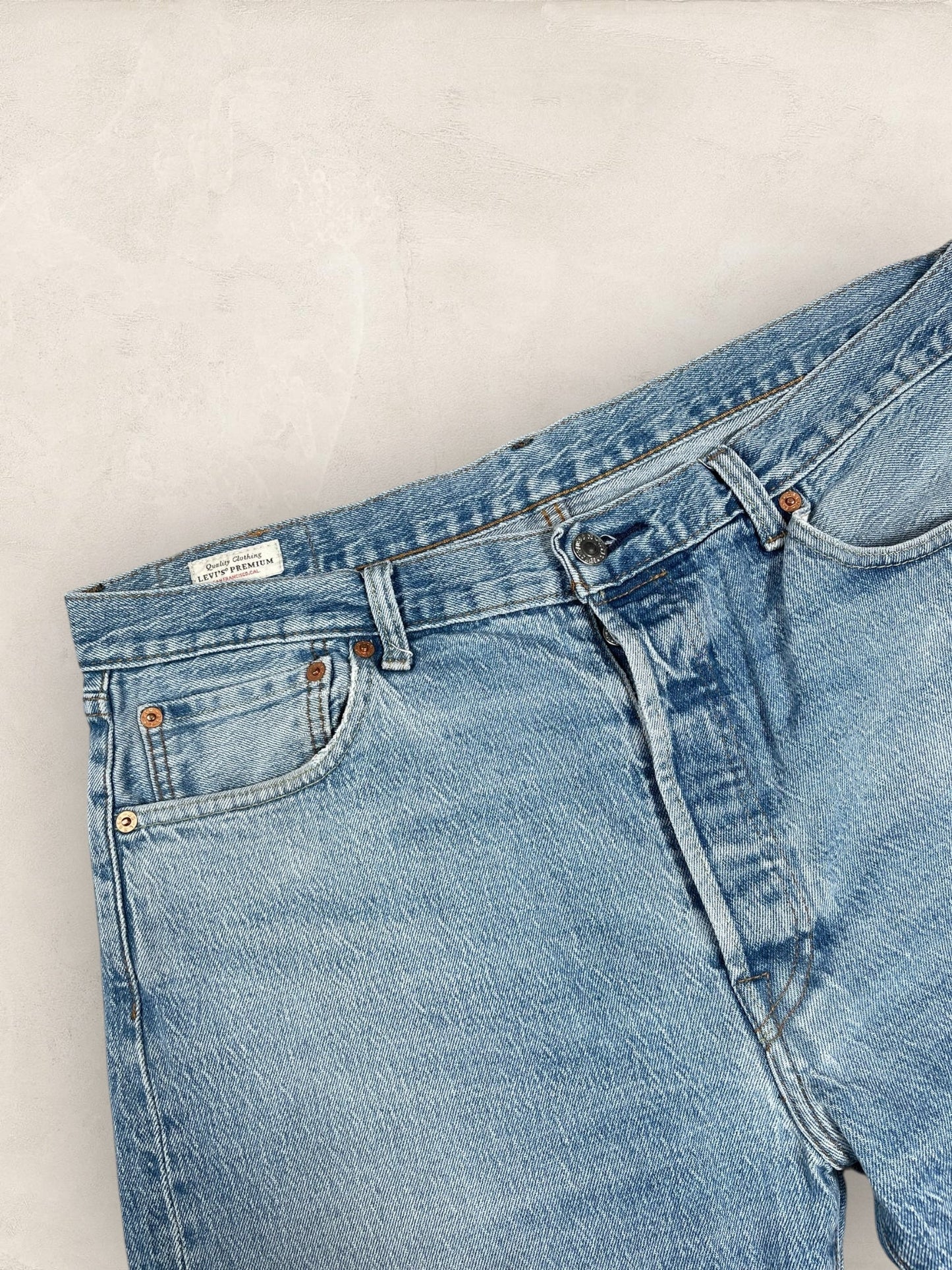 Jean Homme Levi's 501 Bleu W36 L30 Ref:3009 - Bleu - W36 L30 - amifrip - Friperie en ligne et vêtements vintage