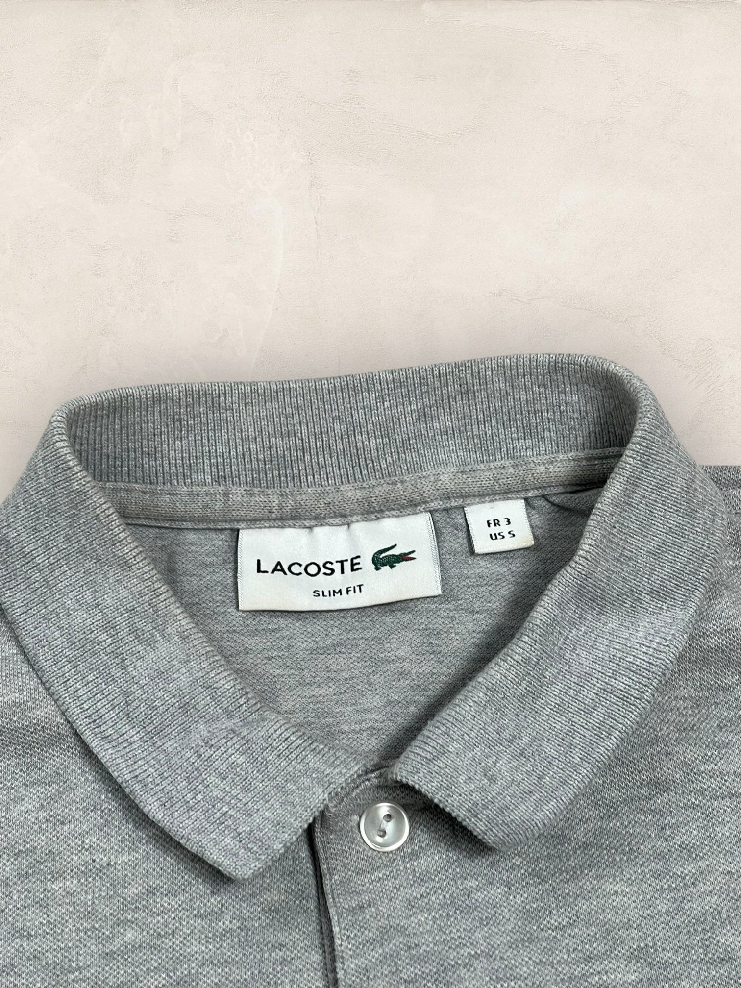 Polo Femme Lacoste Gris S Ref:3005 - Gris - S - amifrip - Friperie en ligne et vêtements vintage