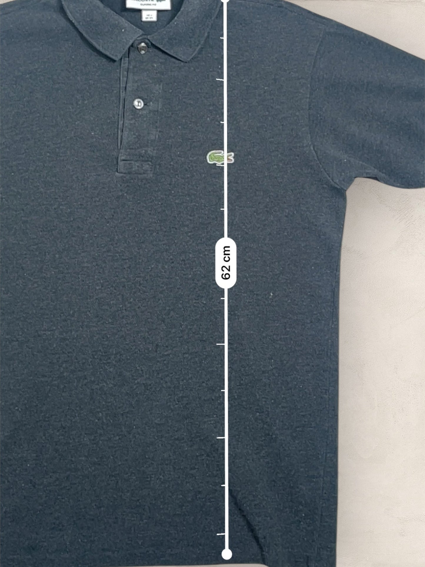 Polo Lacoste Gris XS Femme Ref: 1127 - Gris - XS - amifrip - Friperie en ligne et vêtements vintage