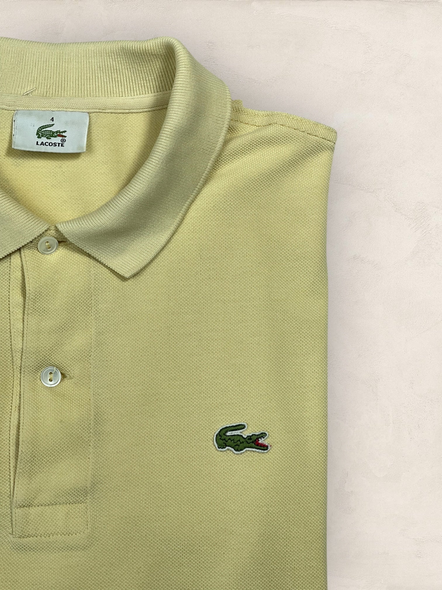 Polo Lacoste homme Ref: 2672 - JAUNE - L - amifrip - Friperie en ligne et vêtements vintage