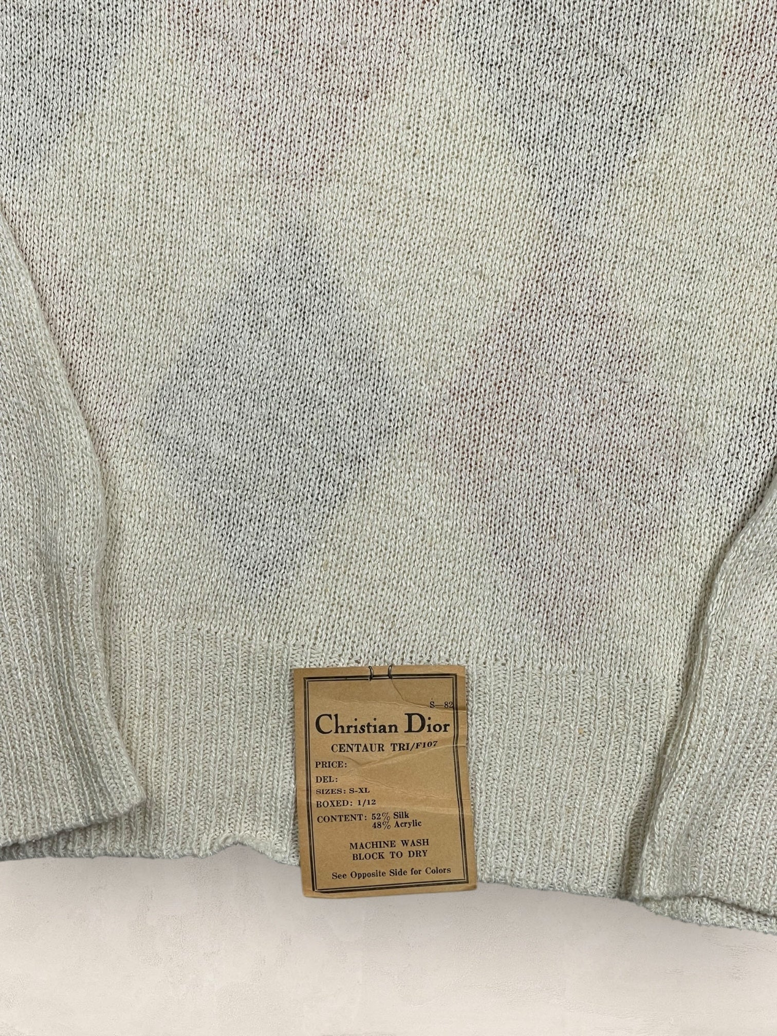 Pull Christian Dior Ref: 2529 - BEIGE - M - amifrip - Friperie en ligne et vêtements vintage