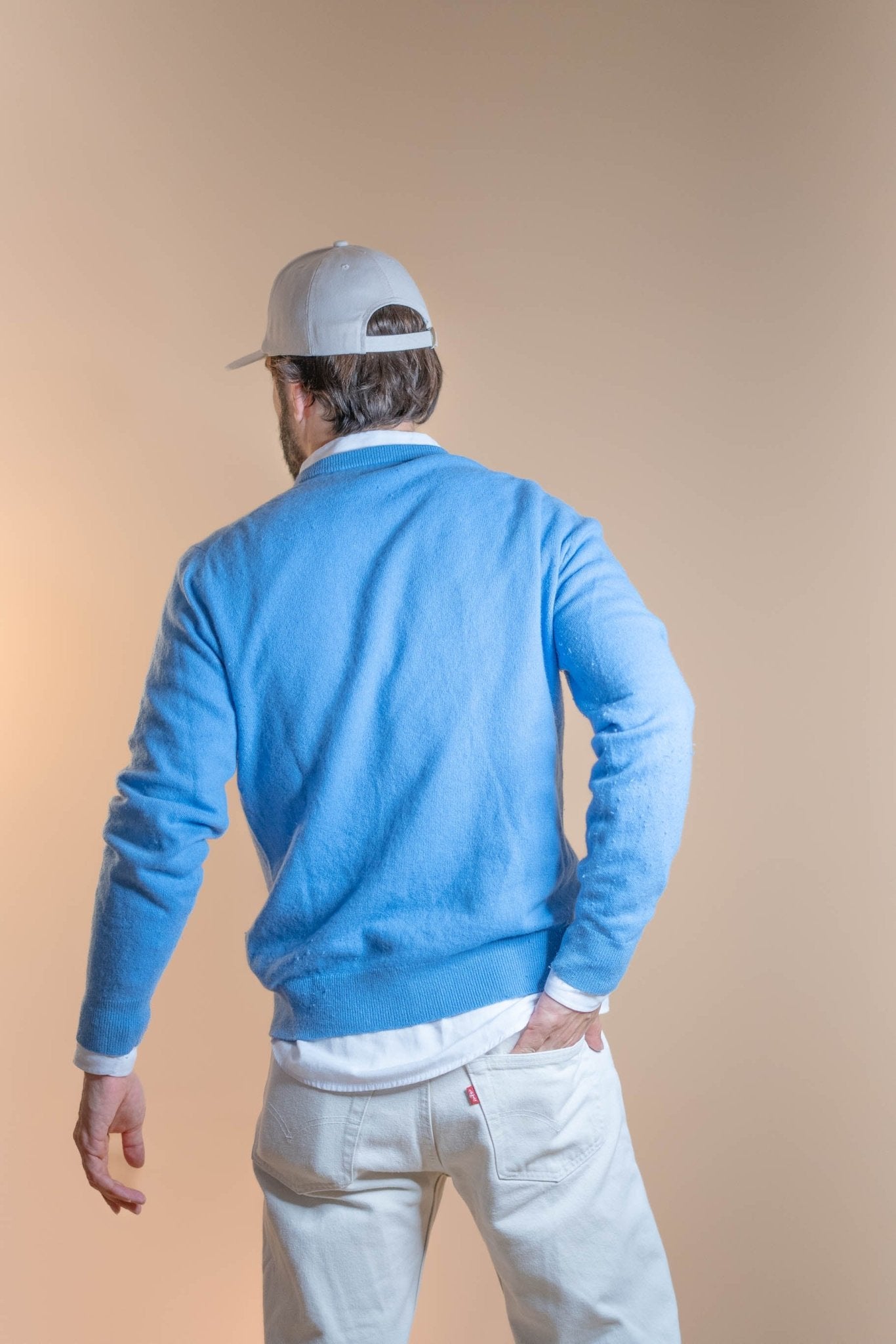 Pull Col V Gant Homme 858 - BLEU - M - amifrip - Friperie en ligne et vêtements vintage