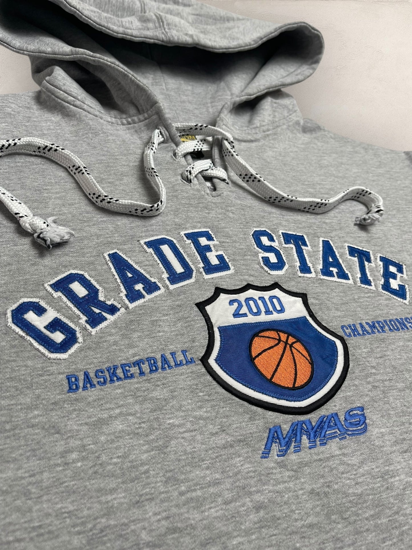 Sweat à capuche « Grade State » Sport - Team #2259 - GRIS - M - amifrip - Friperie en ligne et vêtements vintage