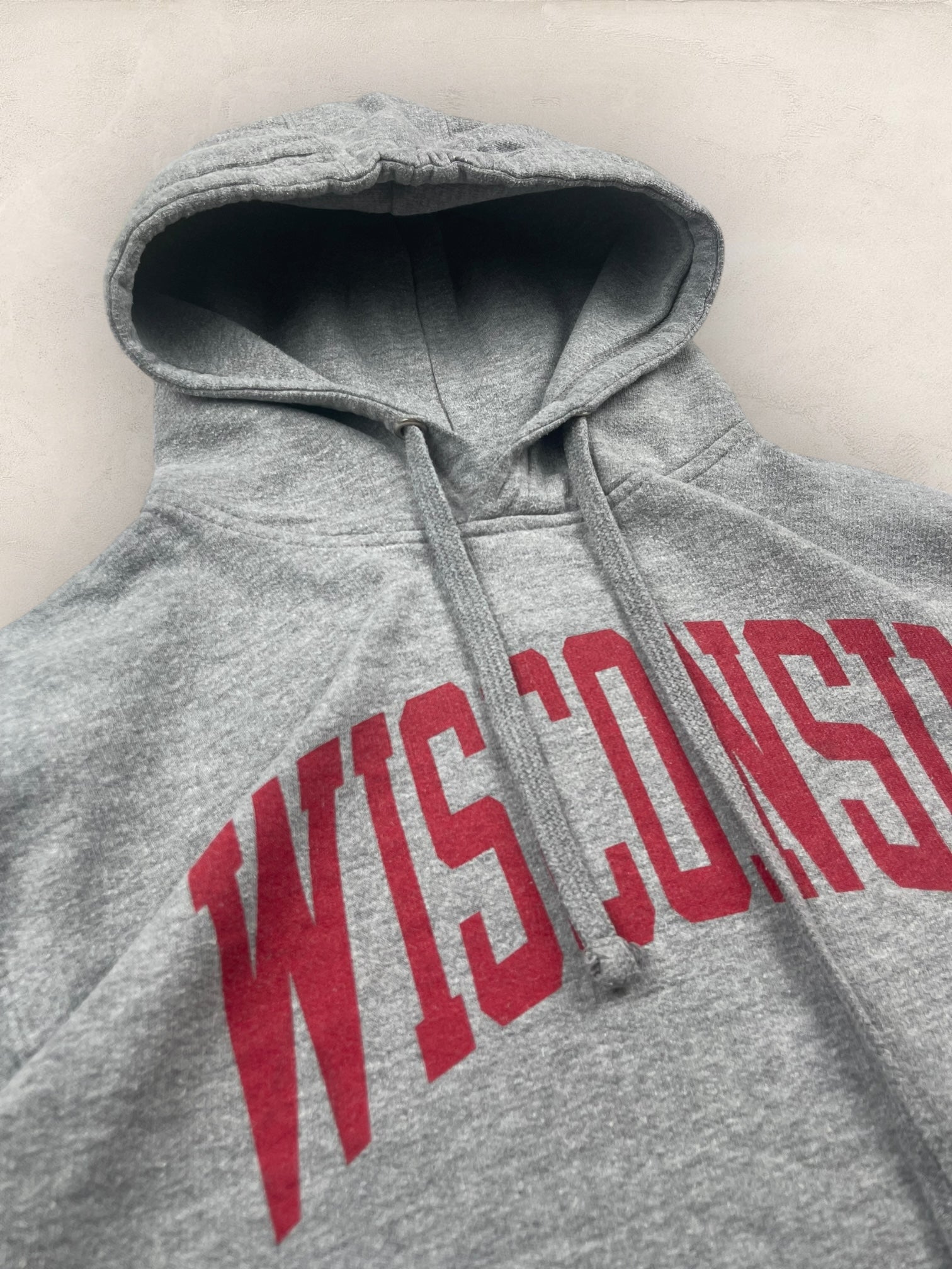 Sweat à capuche « Wisconsin » Sport - Team Ref: 2278 - GRIS - s - amifrip - Friperie en ligne et vêtements vintage