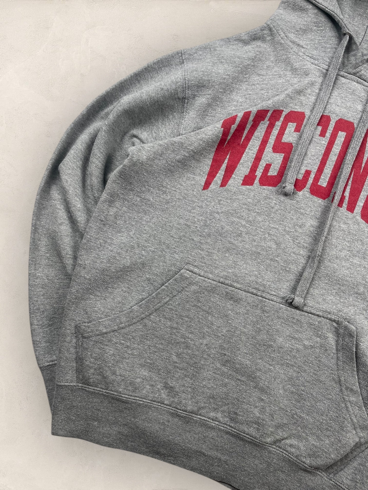 Sweat à capuche « Wisconsin » Sport - Team Ref: 2278 - GRIS - s - amifrip - Friperie en ligne et vêtements vintage