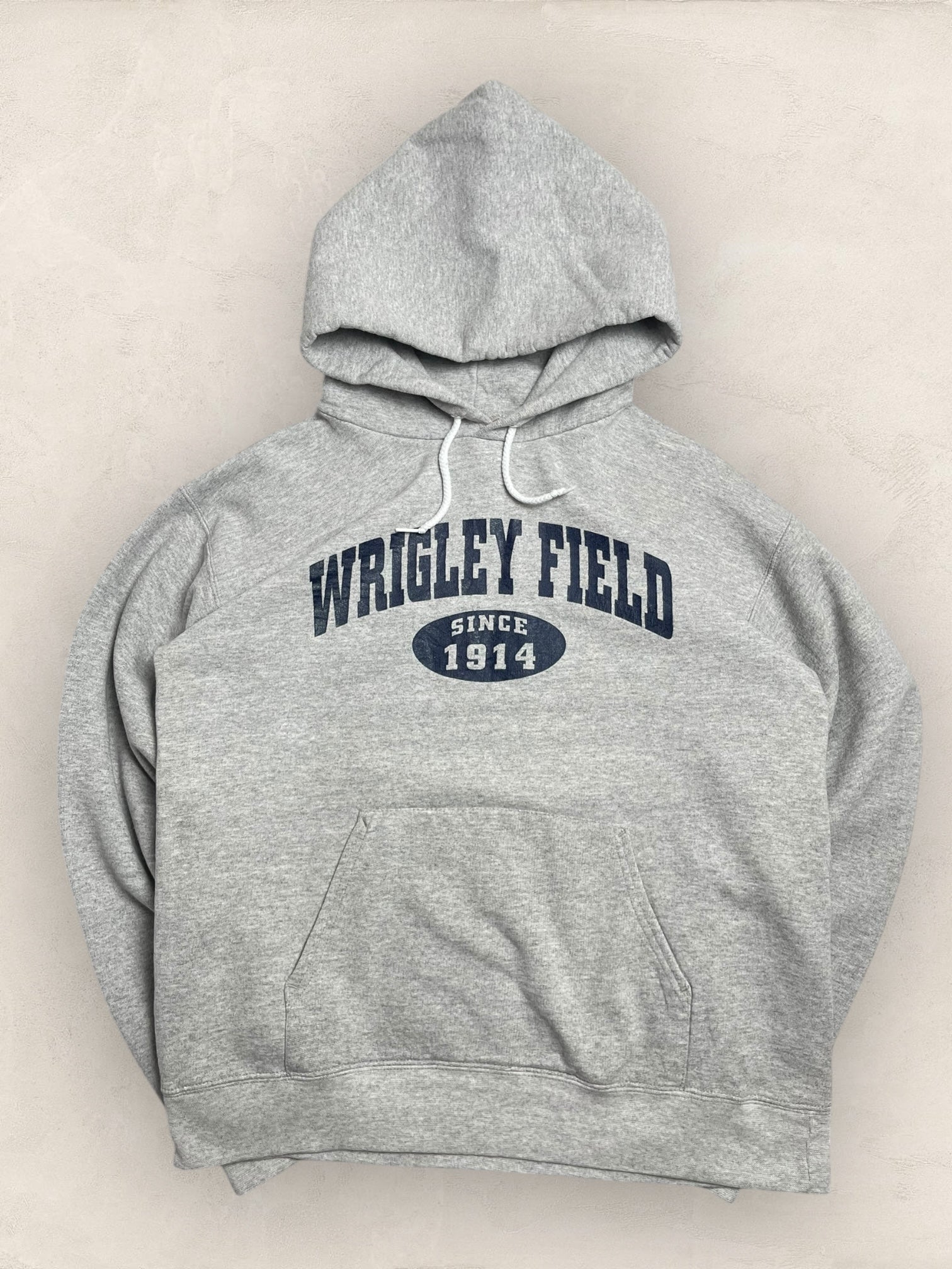 Sweat à capuche « Wrigley Field » Sport - Team Ref: 2275 - GRIS - S - amifrip - Friperie en ligne et vêtements vintage