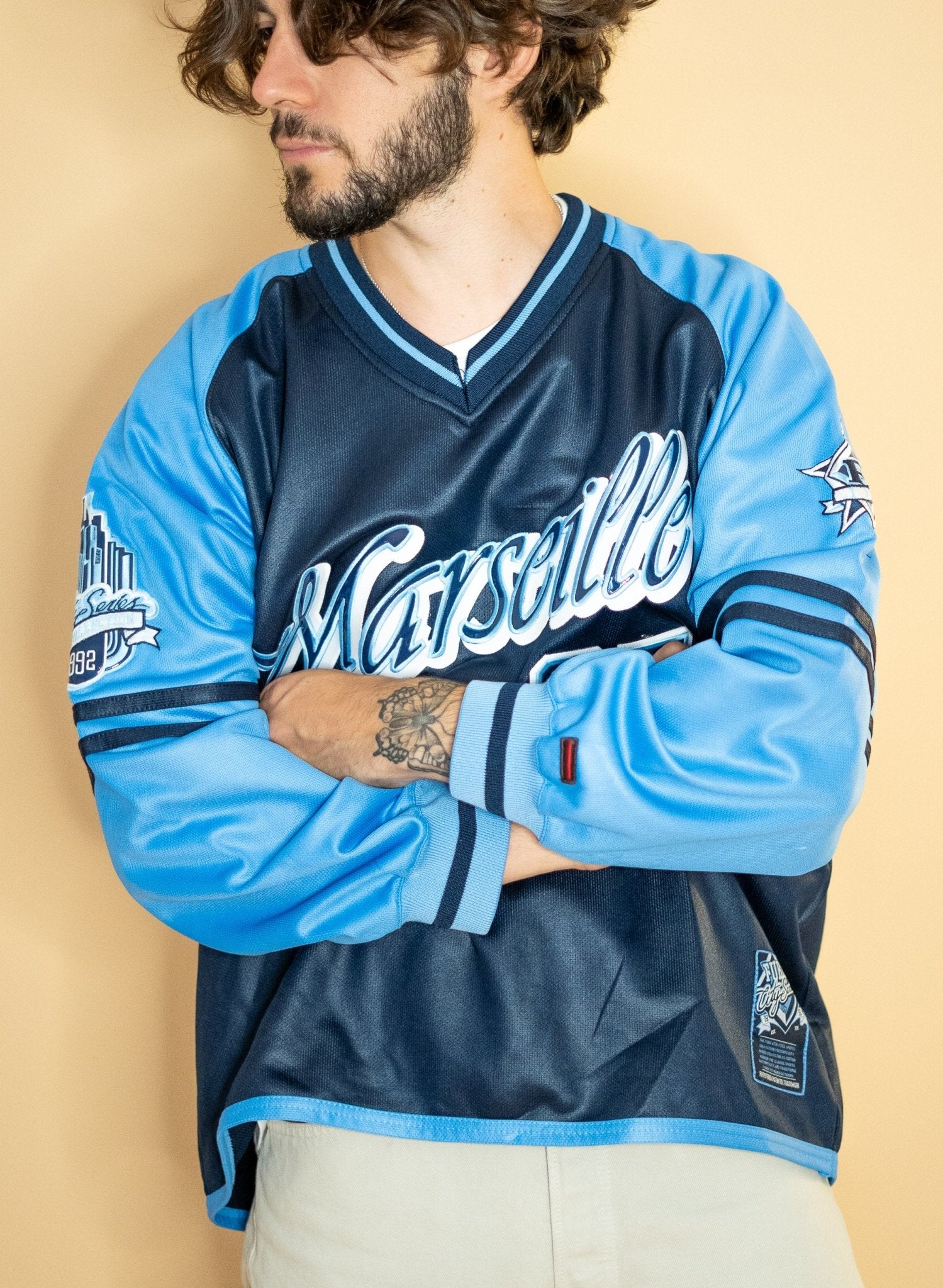 Sweat Fubu "Marseille" Vintage 1189 - S - BLEU - amifrip - Friperie en ligne et vêtements vintage