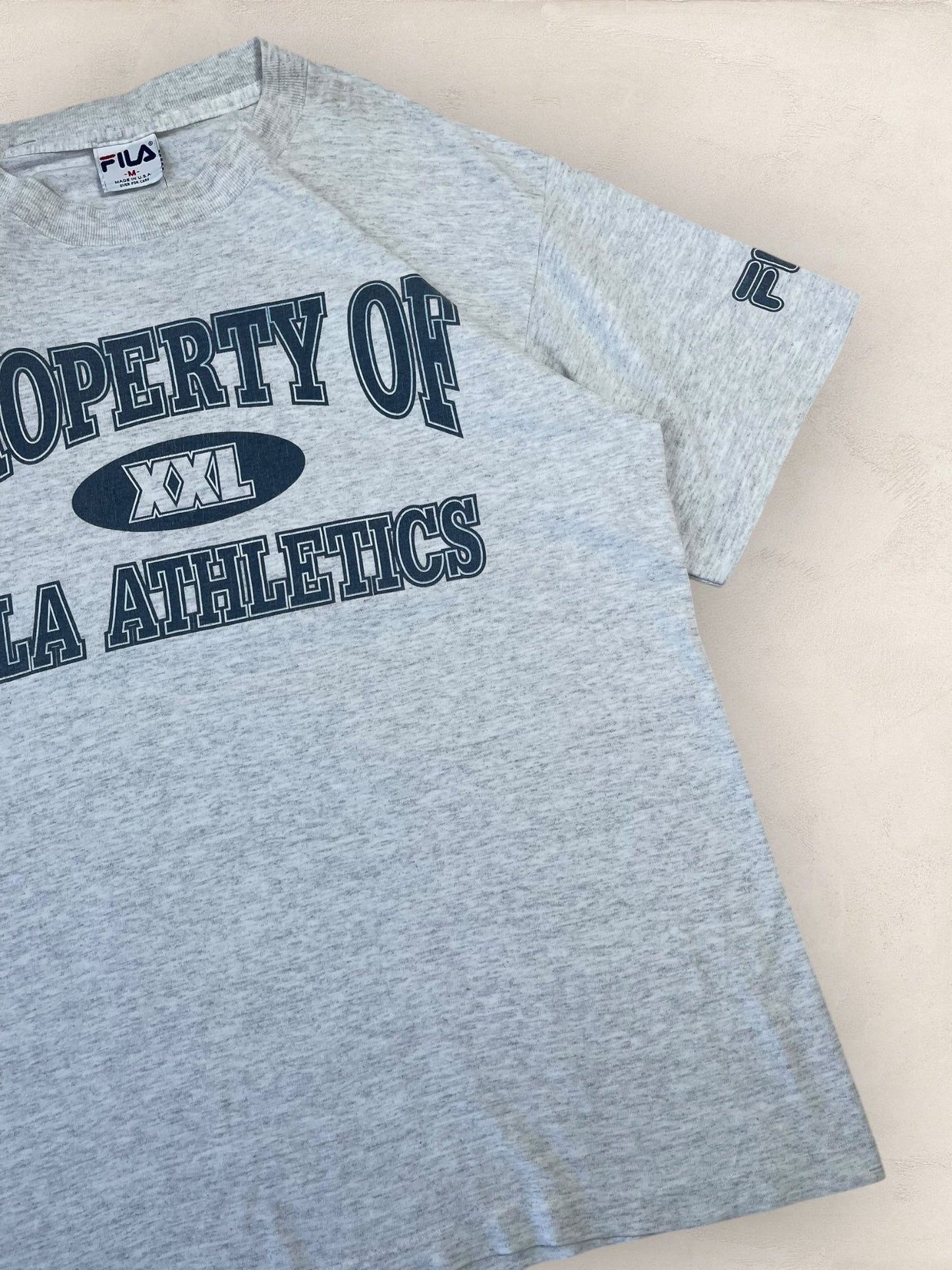 T-shirt Fila Made In Usa Vintage Style Universitaire Gris M Homme Ref : 1073 - Gris - M - amifrip - Friperie en ligne et vêtements vintage